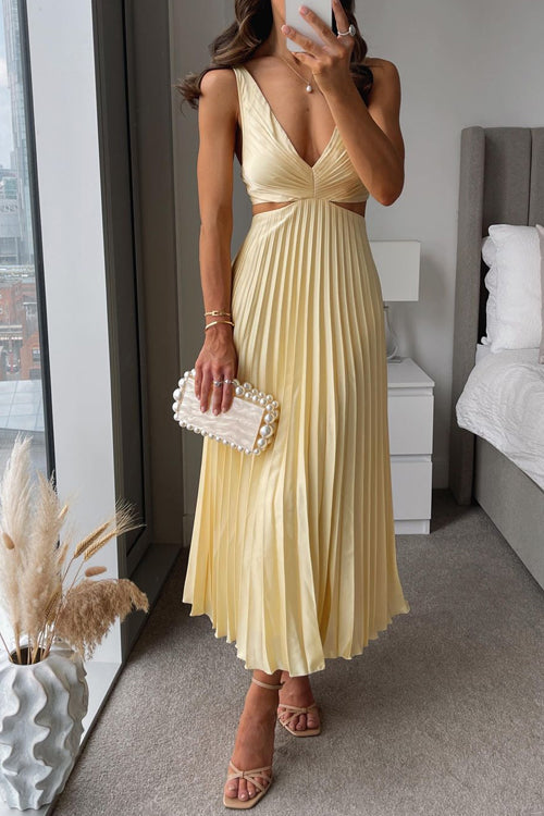 Abigail - Elegant Pleated Evening Dress