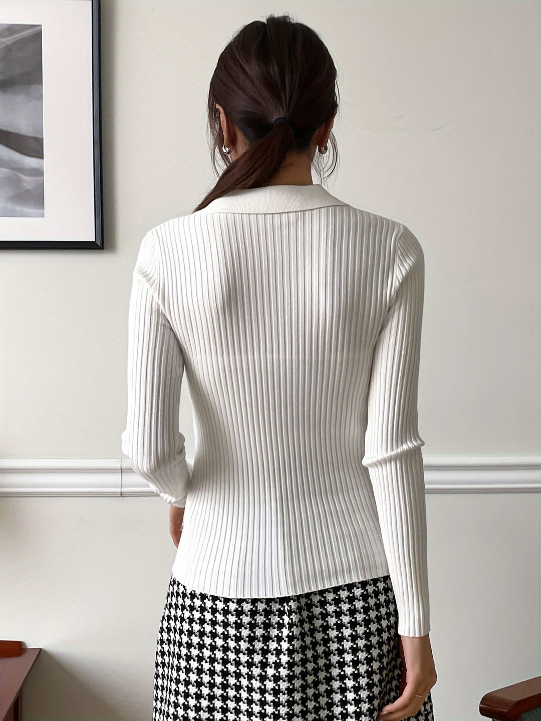 V-Neck Slim Fit Knit Sweater