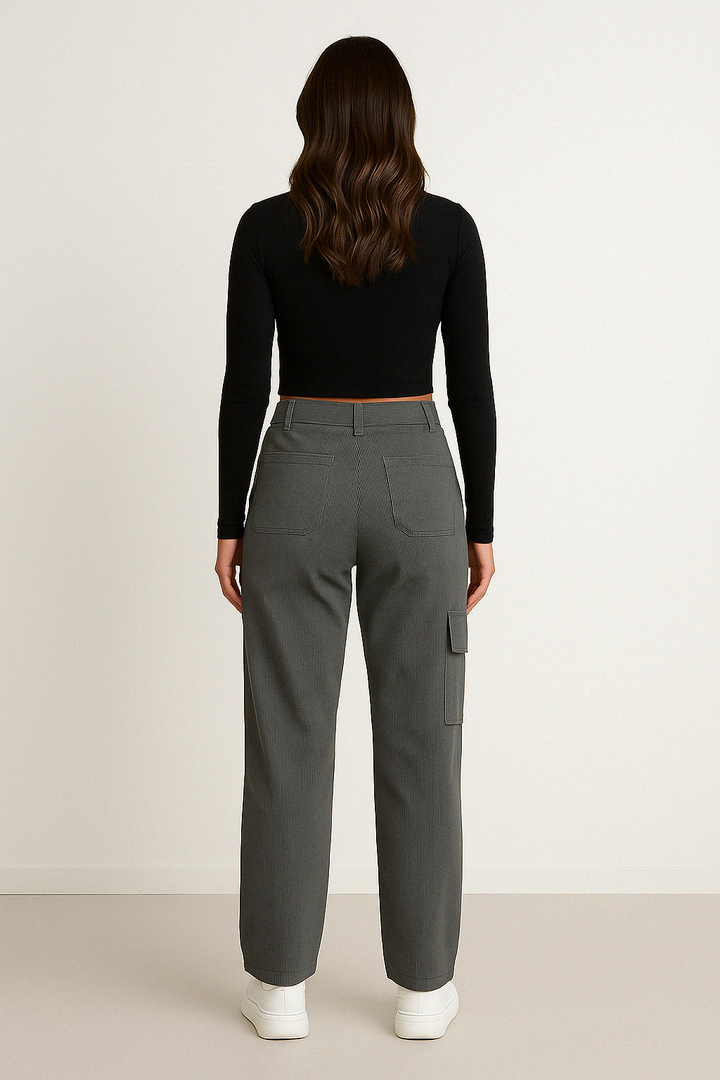 Flap Pocket Straight-Leg Cargo Trousers