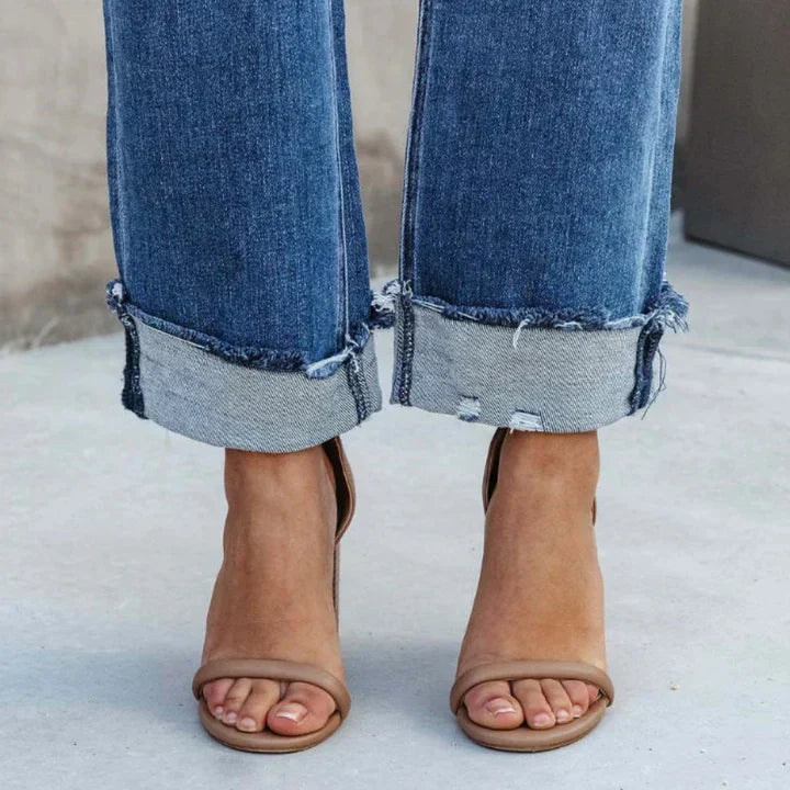 Hazel - Stylish High-Waisted Jeans