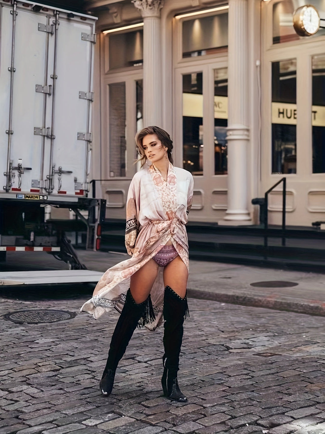 Isa - Floral Print Kimono