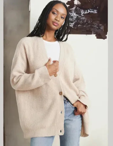 Freya - Elegant Cashmere Cardigan