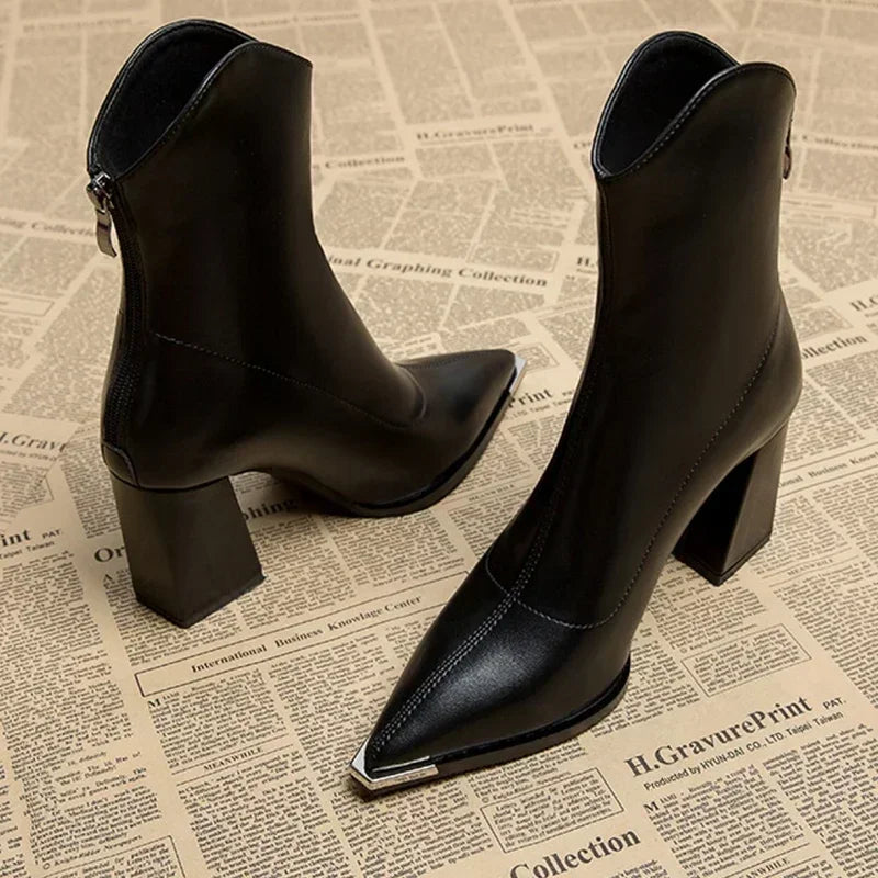 Hope - Women’s Stylish Chelsea Boots with Chrome Tip