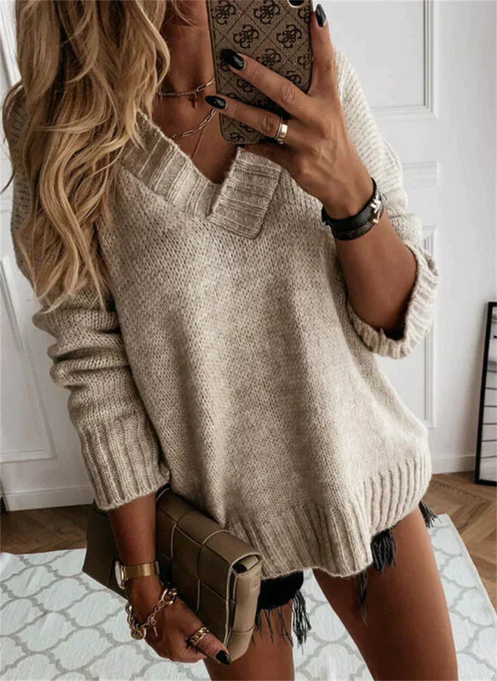Billie - Soft Knit V-Neck Sweater