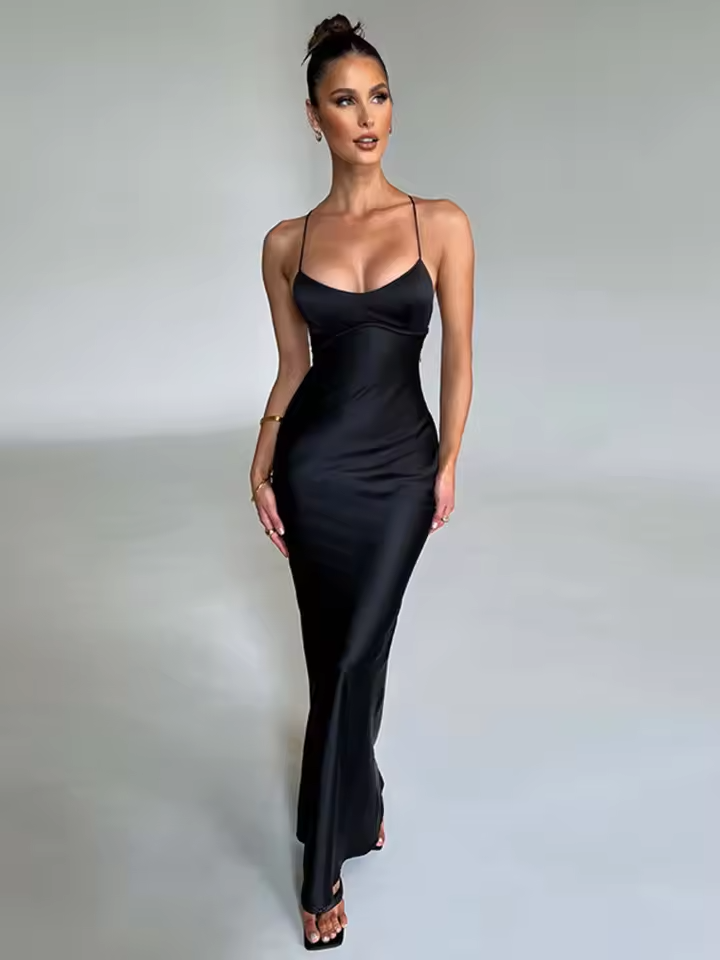 Chelsea - Elegant Maxi Dress