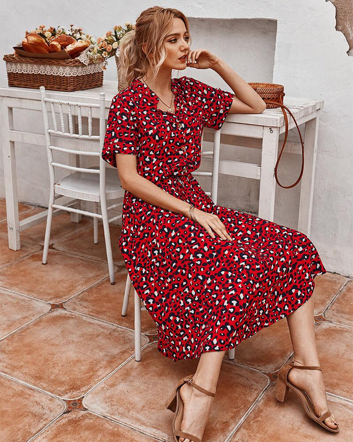 Hazel - Elegant Leopard Print Midi Dress