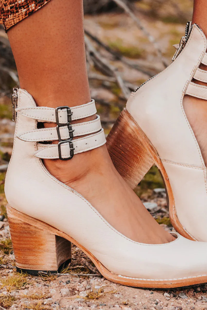 Women’s Elegant Buckle Heel Sandals