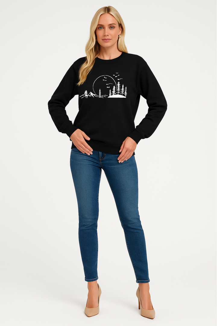 Women's Cozy Nature-Inspired Graphic Sweatshirt