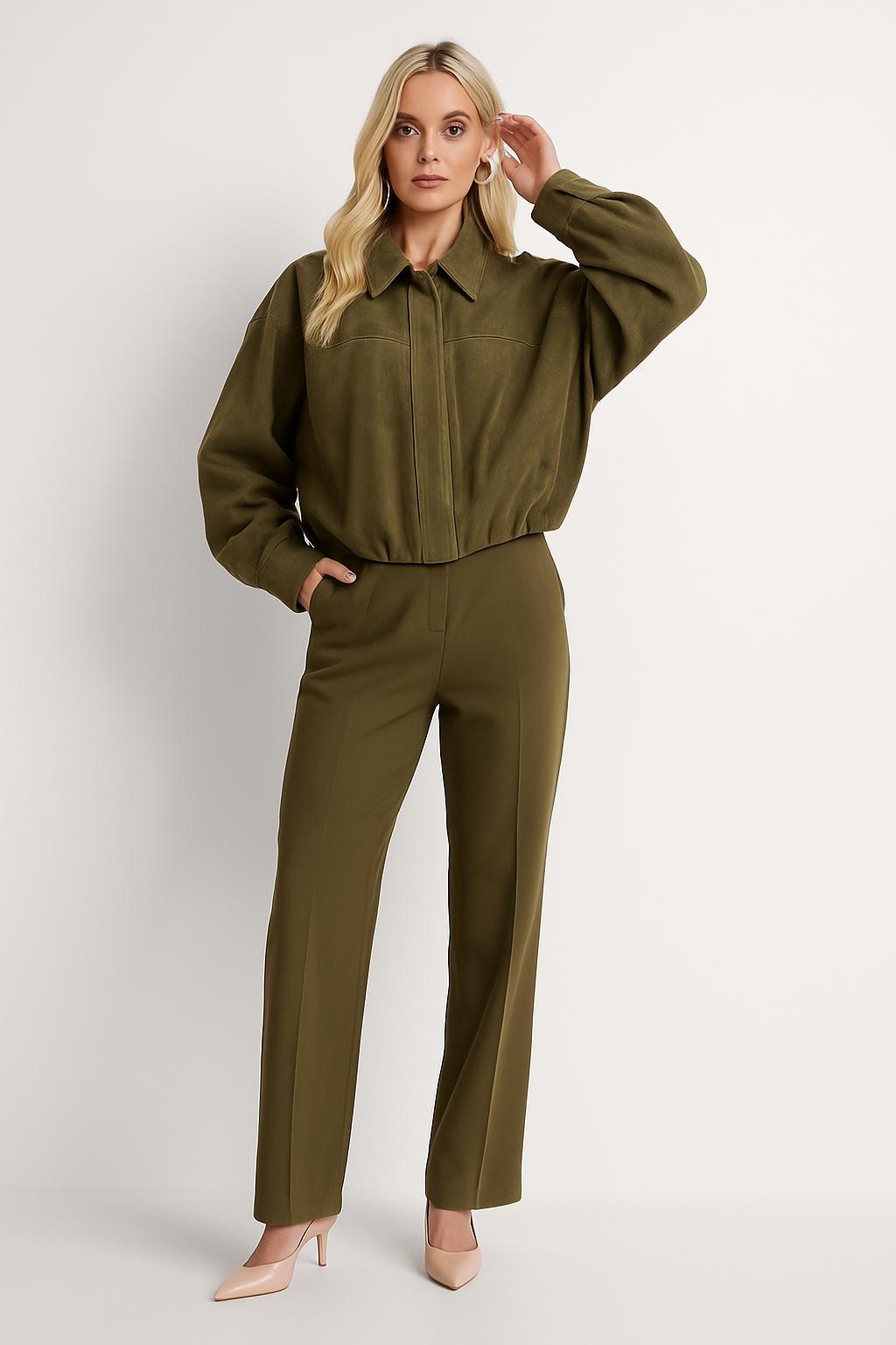 Women's Cropped Bomber Jacket with Modern Lapel Collar