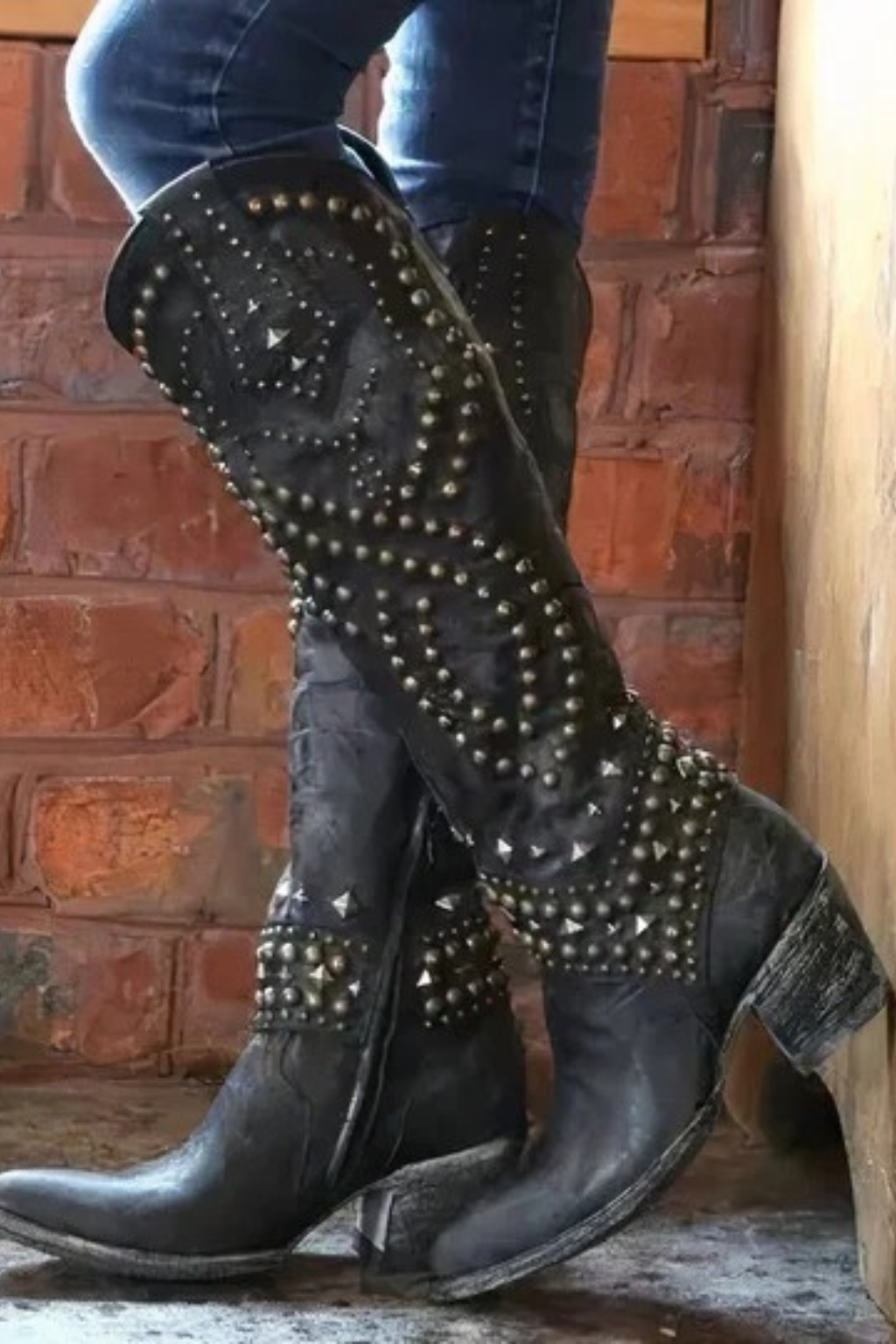 Women's Knee-High Rivet Boots