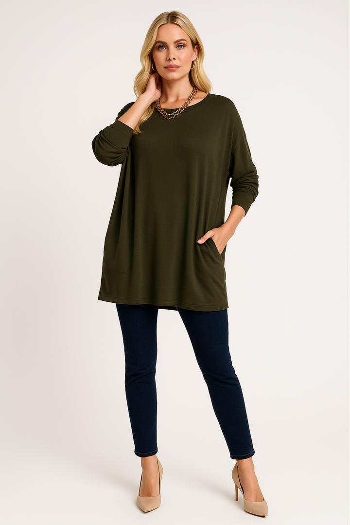 Women's Oversized Classic Round Neck Sweater