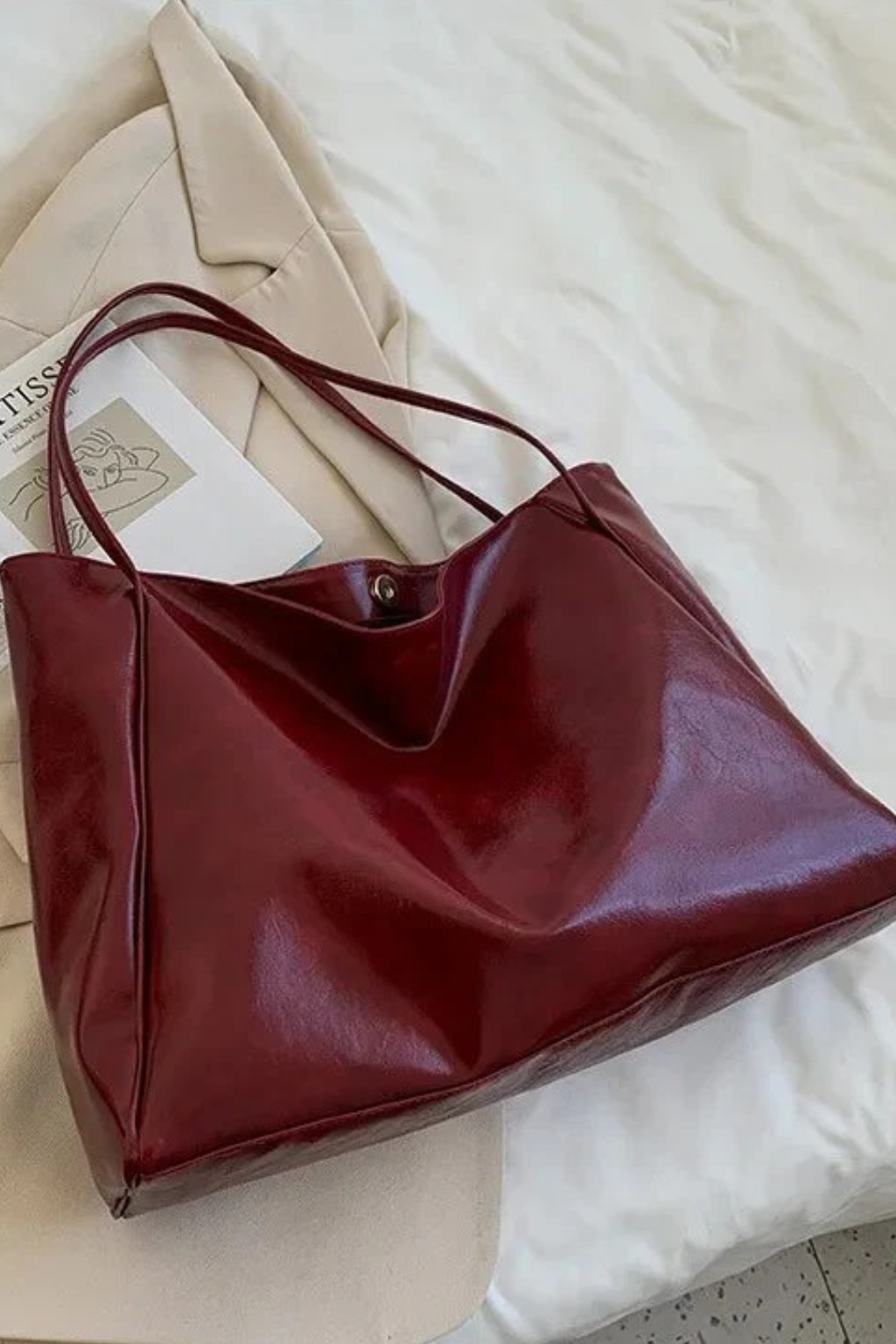 Women's Retro-Inspired Summer Shoulder Bag