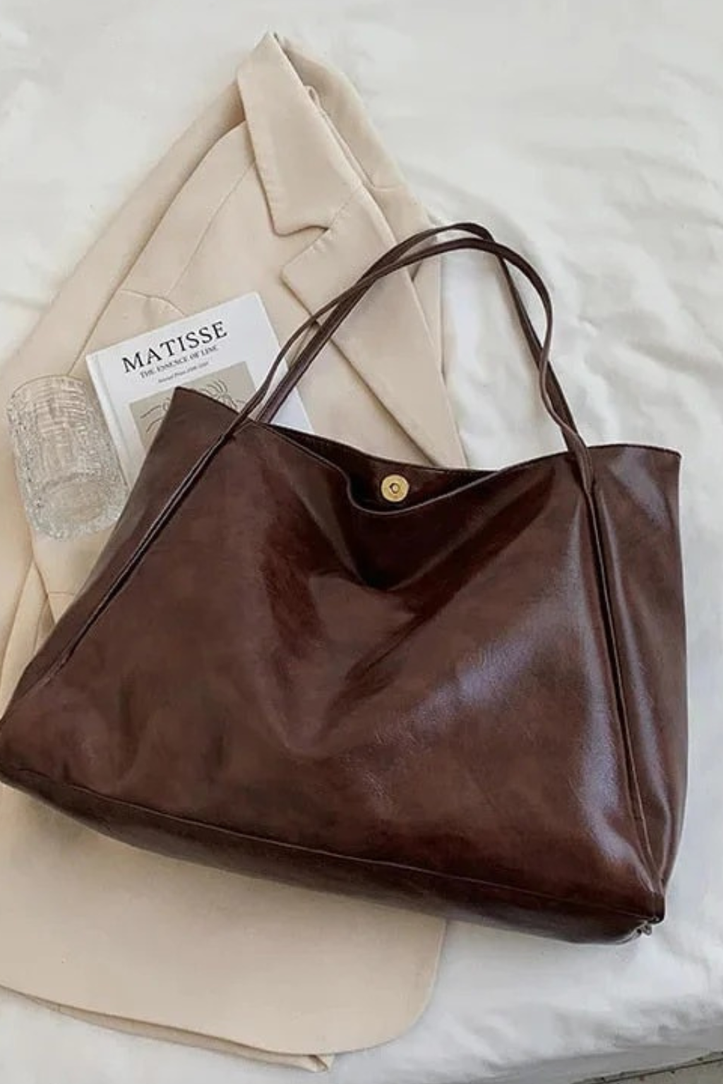 Women's Retro-Inspired Summer Shoulder Bag