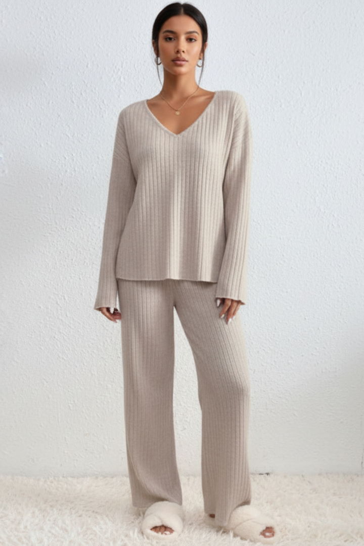 Women’s Ribbed Knit V-Neck Lounge Set