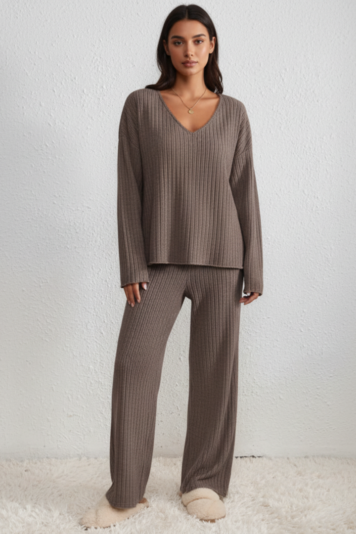 Women’s Ribbed Knit V-Neck Lounge Set