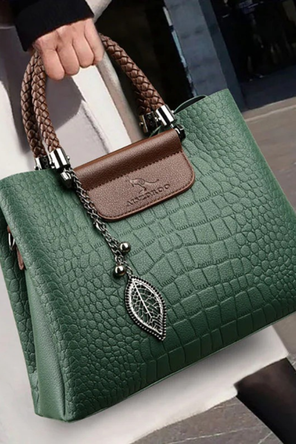 Women's Structured Leather Handbag