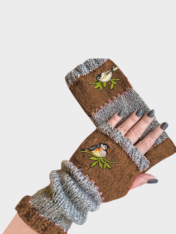 Women’s Vintage-Inspired Fingerless Gloves