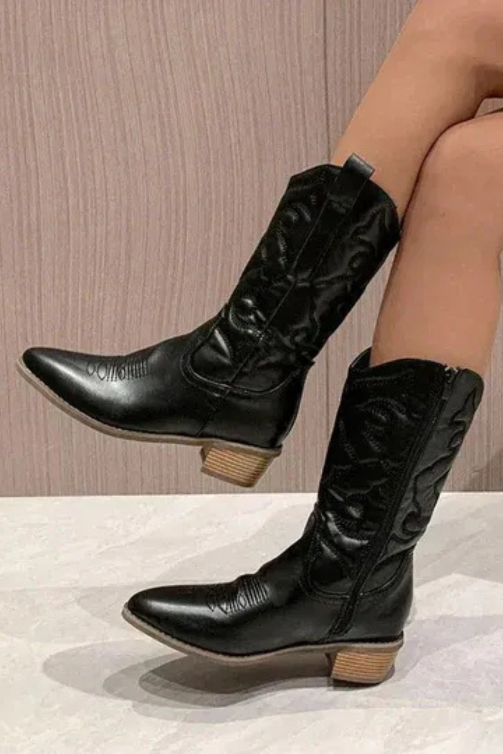 Women’s Western Stitching Mid-Calf Cowboy Boots