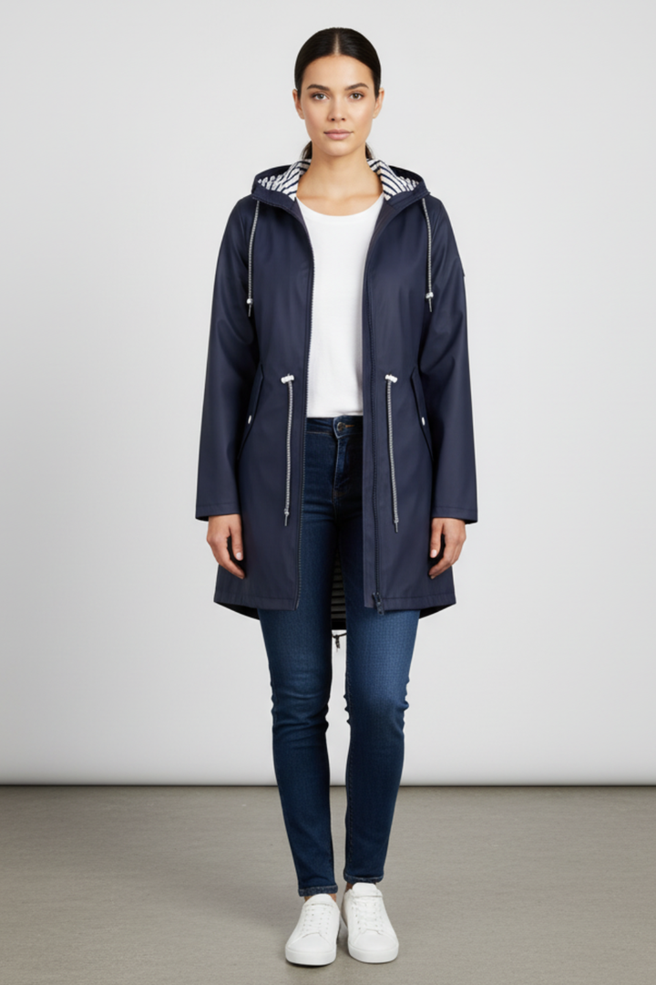Women’s Classic Hooded Rain Jacket