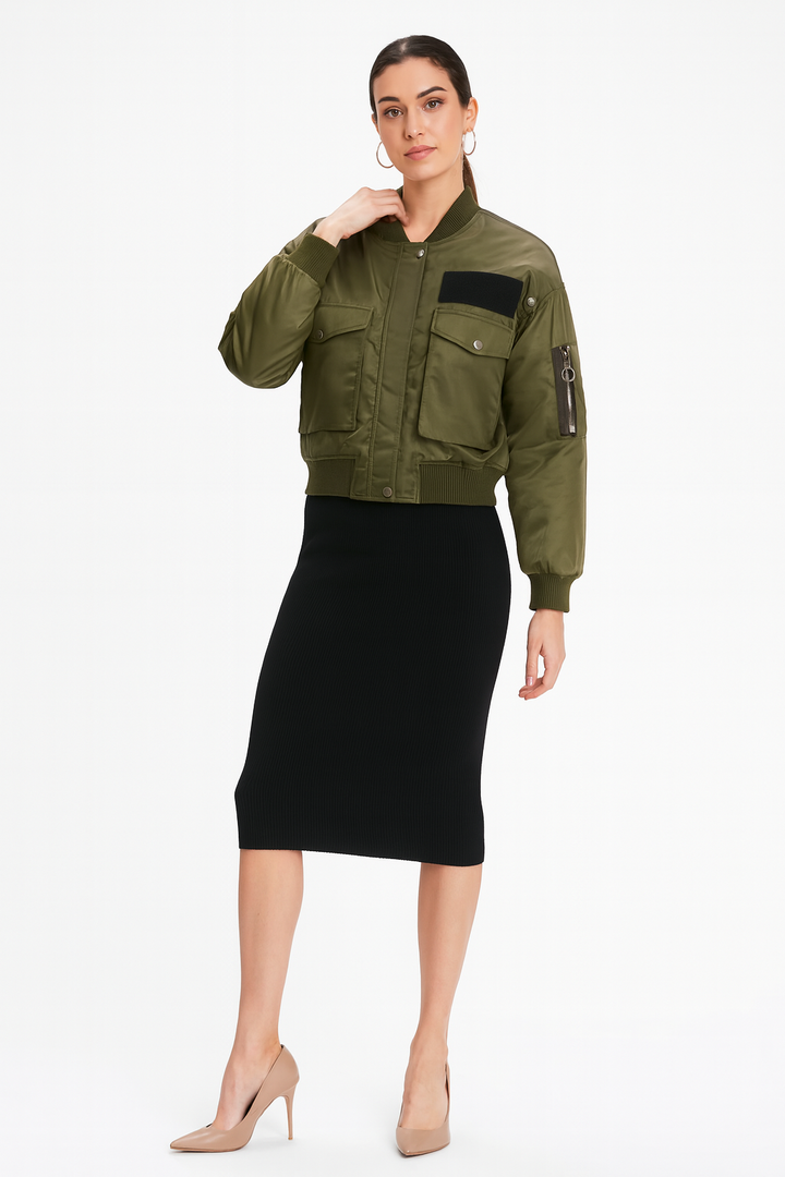 Women’s Cropped Zip-Up Utility Jacket with Front Pockets