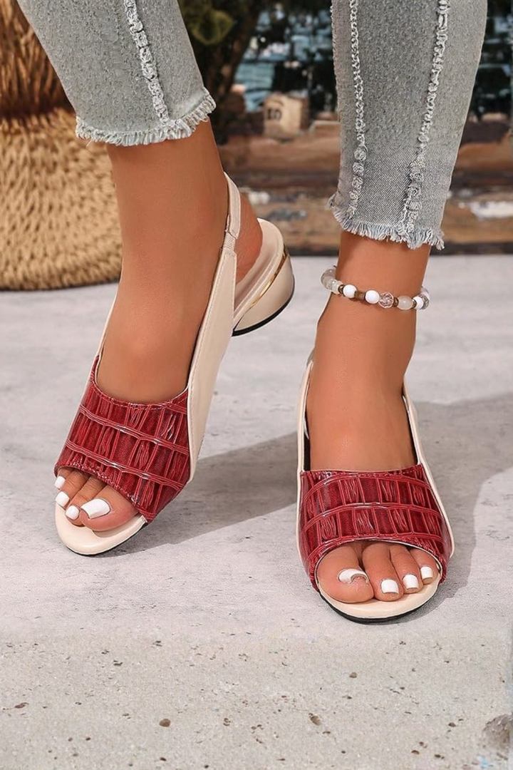 Women’s Elegant Leather Sandals