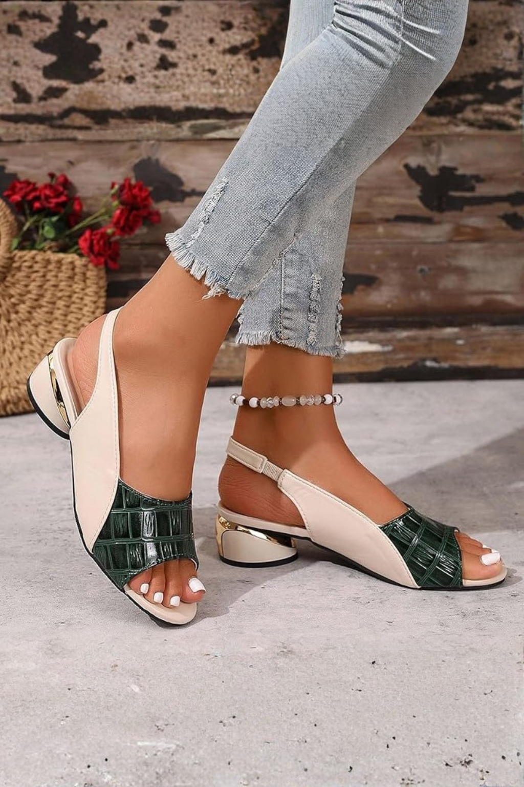 Women’s Elegant Leather Sandals