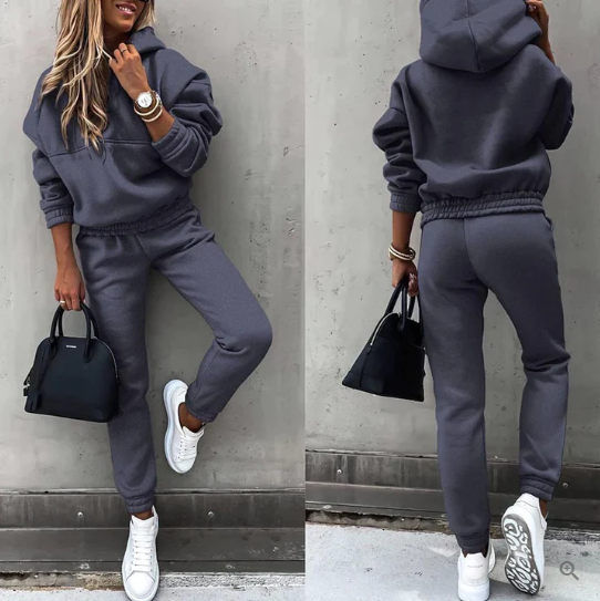 Anika - Relaxed-Fit Tracksuit
