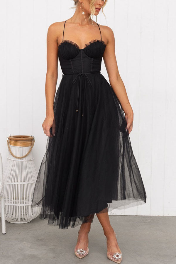 Agatha - Sleeveless Flowy Silhouette Maxi Dress