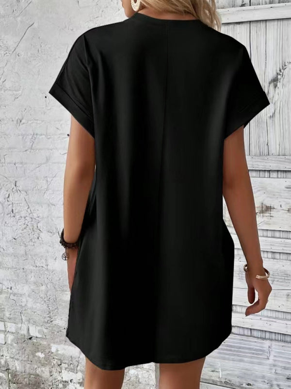 Aspen - Loose Fit Pocket Dress with Round Neck and Short Sleeves